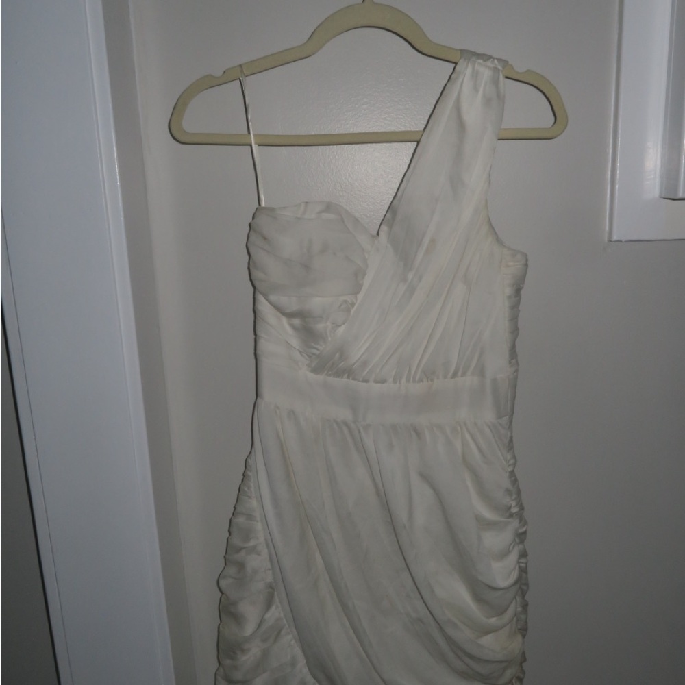 Elegant White One-Shoulder Dress